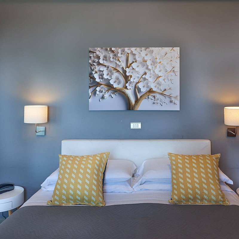 MoMo Seaview Hotel